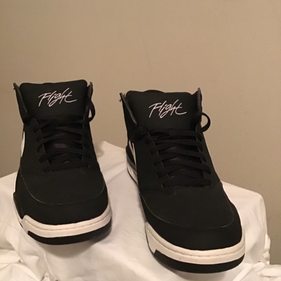 😎#55, Nike’s Flight, size 15, new condition, see photos, immaculate, no box - Picture 2 of 5